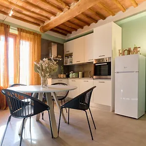 Cozy With A View In Appartamento