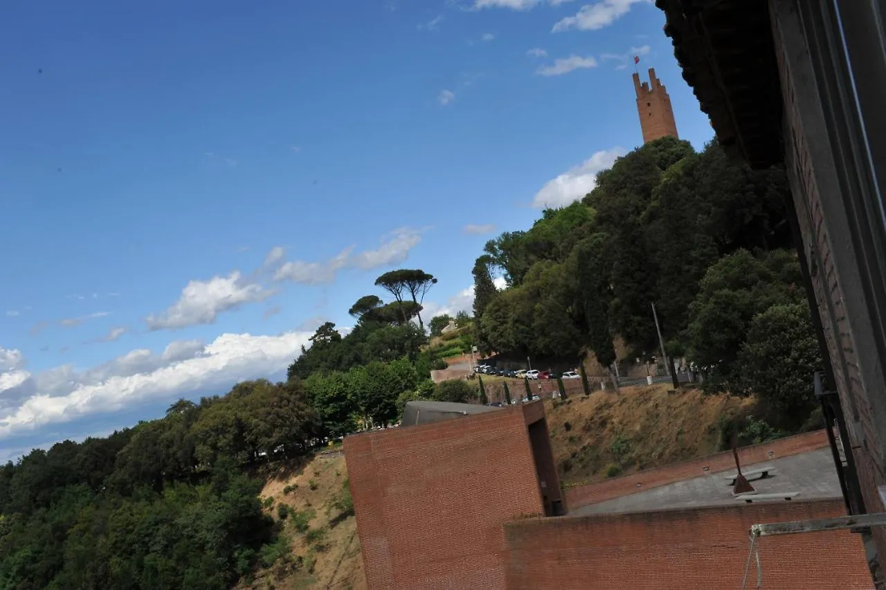 Hotel Dimora Sotto la Rocca San Miniato Affittacamere