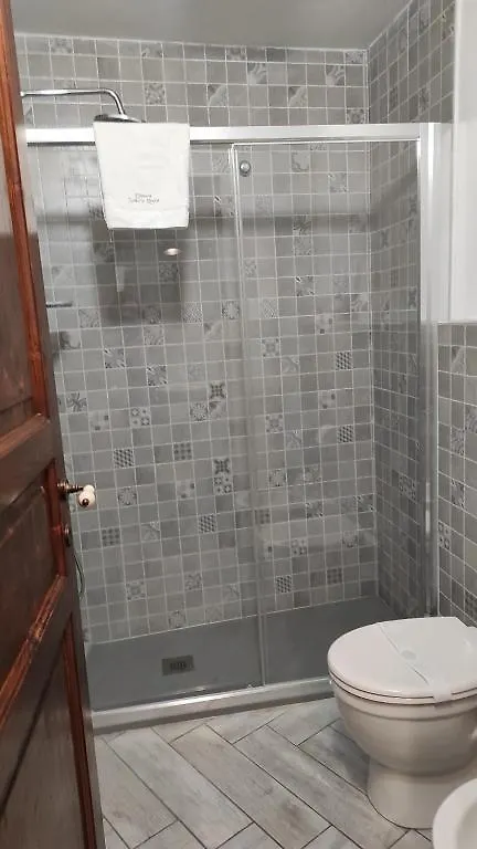 Hotel Dimora Sotto la Rocca San Miniato Italia